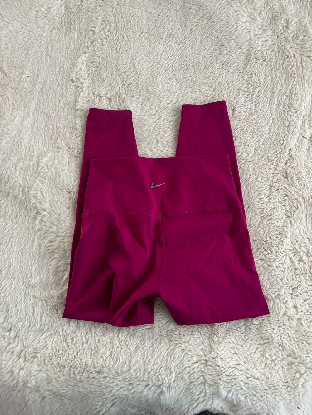 Nike Yoga Magenta High-Waist Ankle Cropped Leggings